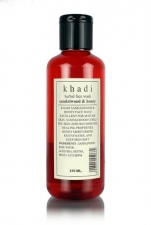 Травяной шампунь Khadi Сандаловое дерево и Мед  210 мл Woody Sandal & Honey Herbal Shampoo