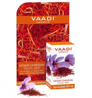 Мыло Отбеливающее для лица Сандал, Шафран 25 г, Vaadi Kesar Chandan Facial Bar with Extract Orange Peel 