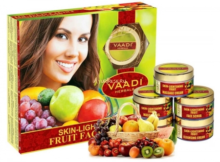 Набор Фрукты 270 г, Vaadi Skin-Lightening Fruit Facial Kit